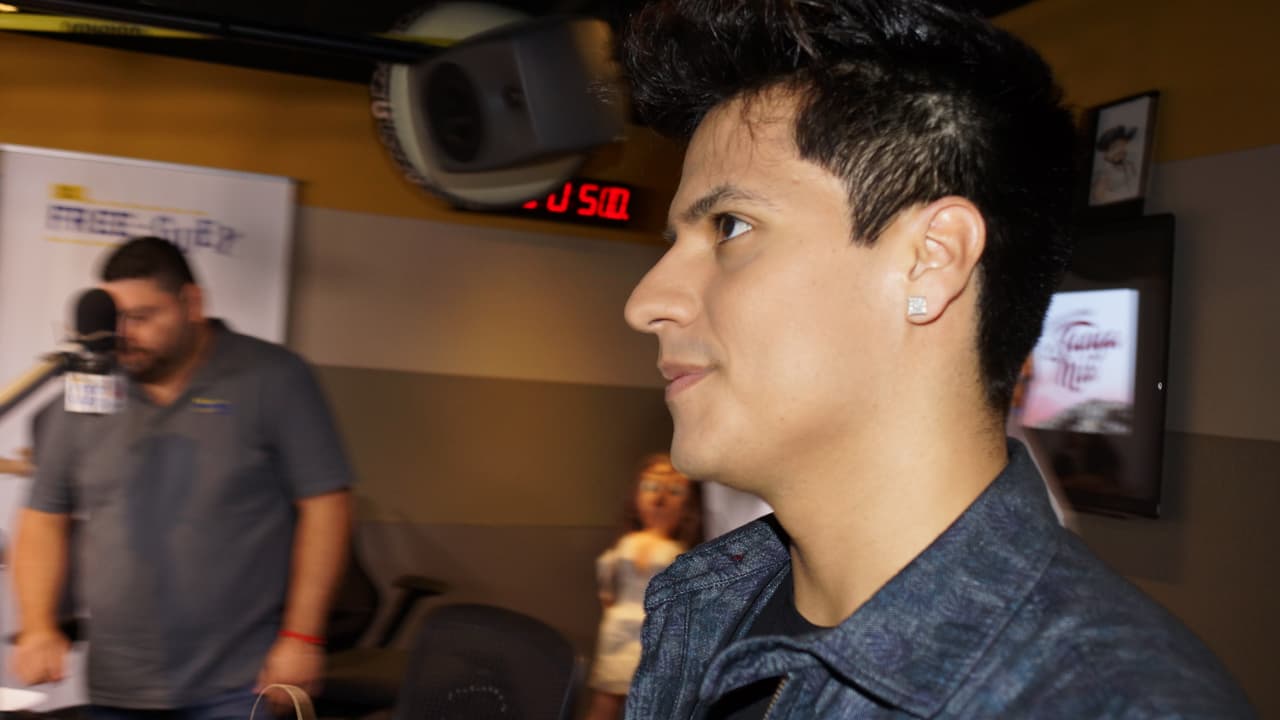 Luis Alberto Aguilera llegó al Free-guey show para hablar de su nuevo sencillo, 'Incertidumbre.'