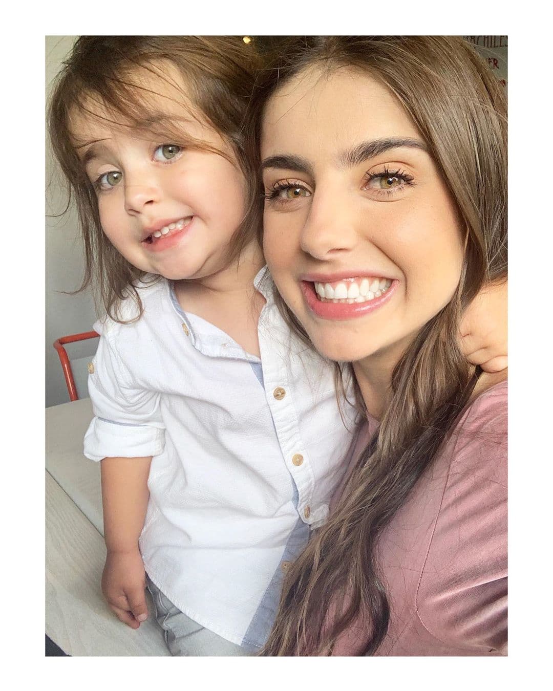 Una de las cosas que mas le preocupa es la alimentación de Marcelo. “Mi bebé es vegano y quiero que vea que la comida es para nutrirse, la carne da toxinas, nos atrofia y es la raíz de muchas enfermedades, mientras que la comida vegana da más energía”. 
<br>