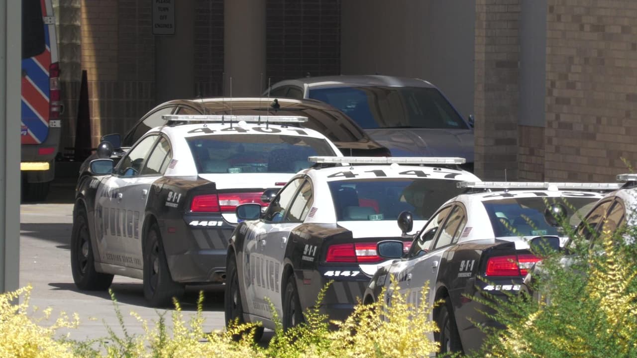 Matan a dos empleados de enfermería en tiroteo dentro del Hospital Metodista de Dallas