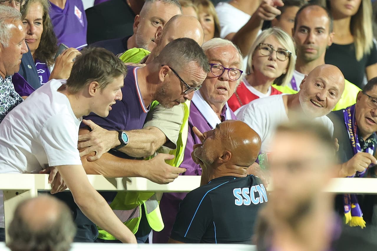 En el cierre de la actividad dominical en Italia, el mexicano fue titular, casi da una asistencia de gol y falló la opción más clara en la visita a Florencia.