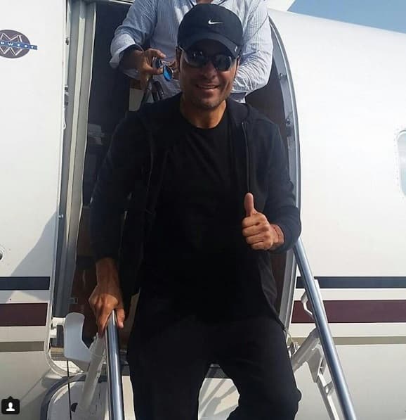 El cantante llegó a la ciudad de Puebla, en donde pudo encontrarse con sus fanáticos.