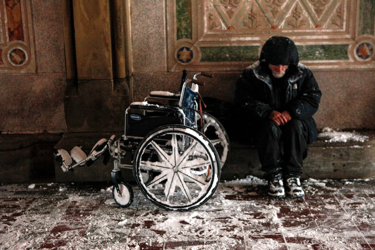 A pesar de que las autoridades pidieron a los ciudadanos mantenerse en sus casas, muchos de ellos los desafiaron en horas del día.