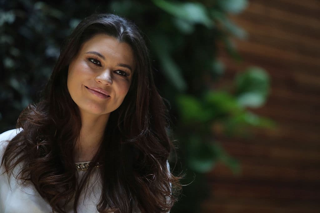 Natália Subtil fue cuestionada por la prensa mexicana sobre su noviazgo con el rockero Lenny Kravitz, quien ofreció un concierto en la Ciudad México el pasado 13 de abril, y aunque confesó que sí asistió al evento, solo lo hizo como fan para escuchar su música.