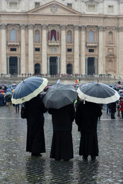 Entre las 06:30 y 07:30 hora local, los 115 cardenales electores desayunaron en la residencia de Santa Marta, la casa que los mantiene aislados del mundo durante estos días de votaciones del sucesor de Benedicto XVI.