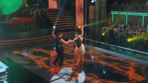 El actor Marcelo Buquet lo entregó todo en la pista de baile.