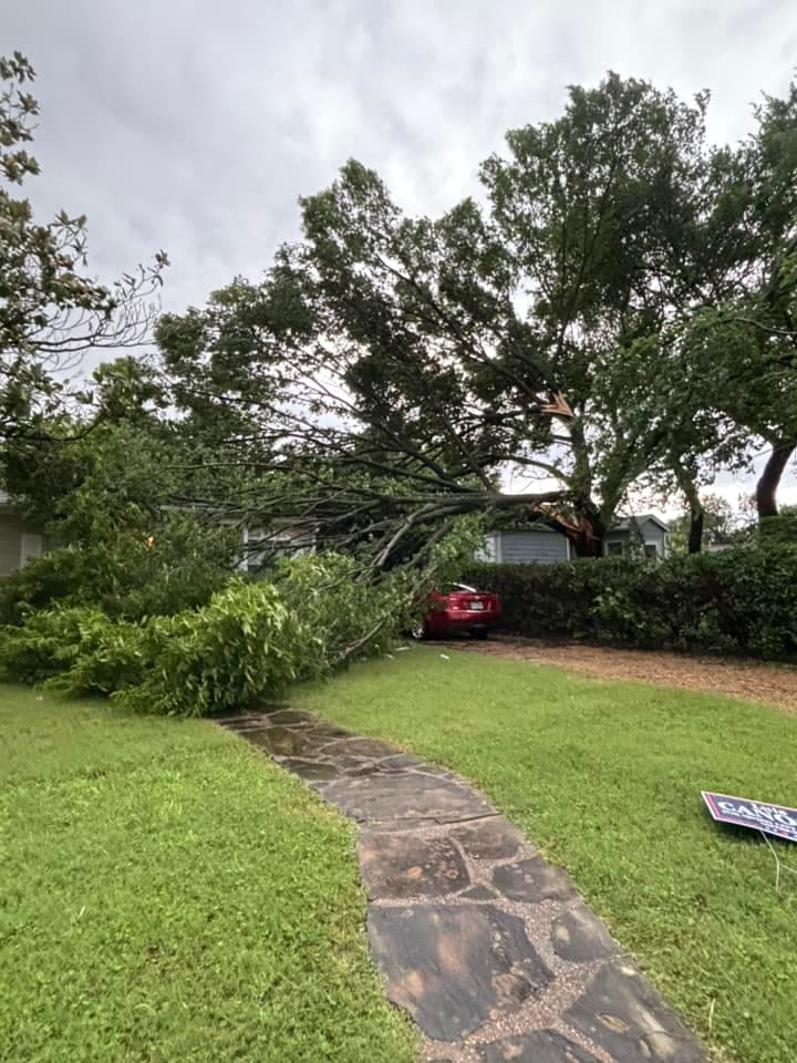 La probabilidad de tormentas aisladas estará activa hasta la madrugada del miércoles.
<br>