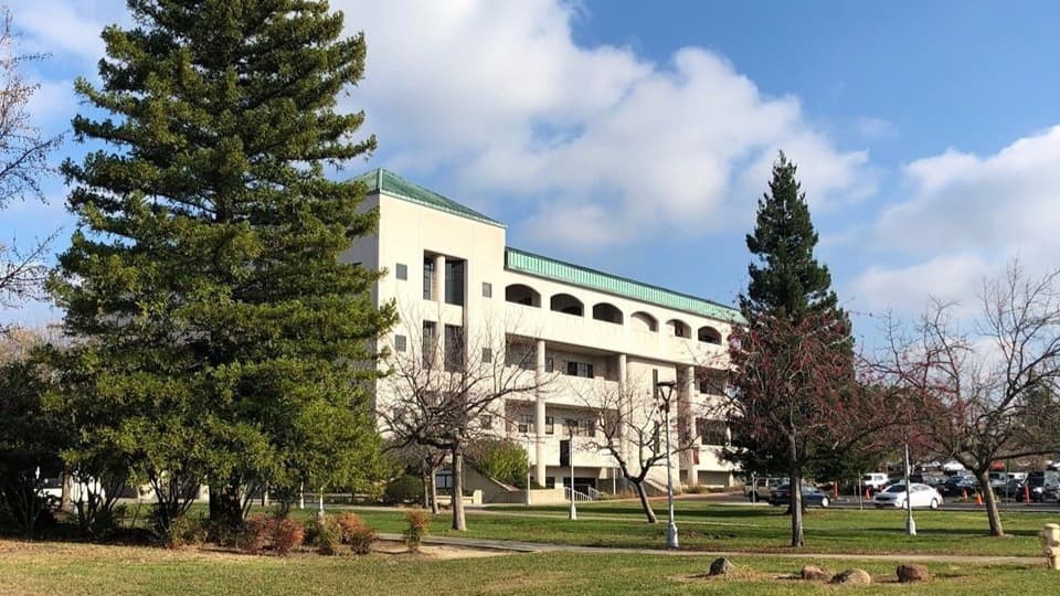 Sierra College tendrá clases virtuales el resto del año debido al coronavirus