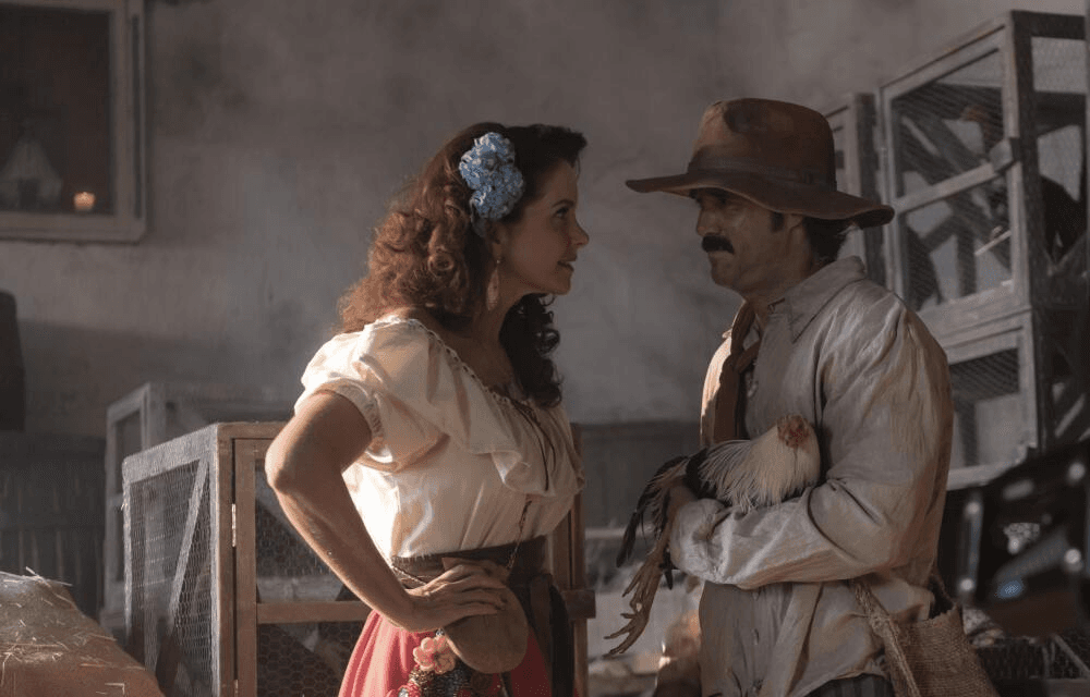 Lucero presenta El Gallo de Oro, su primera serie en 10 años