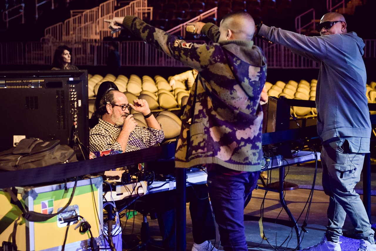 Los cubanos Gente De Zona llegaron armaron bulla.