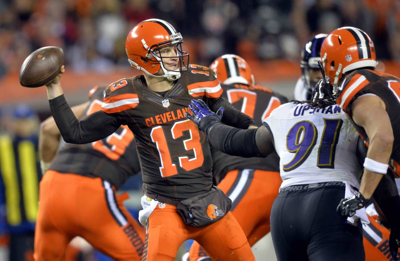 Josh McCown queda fuera el resto de la temporada debido a fractura de clavícula