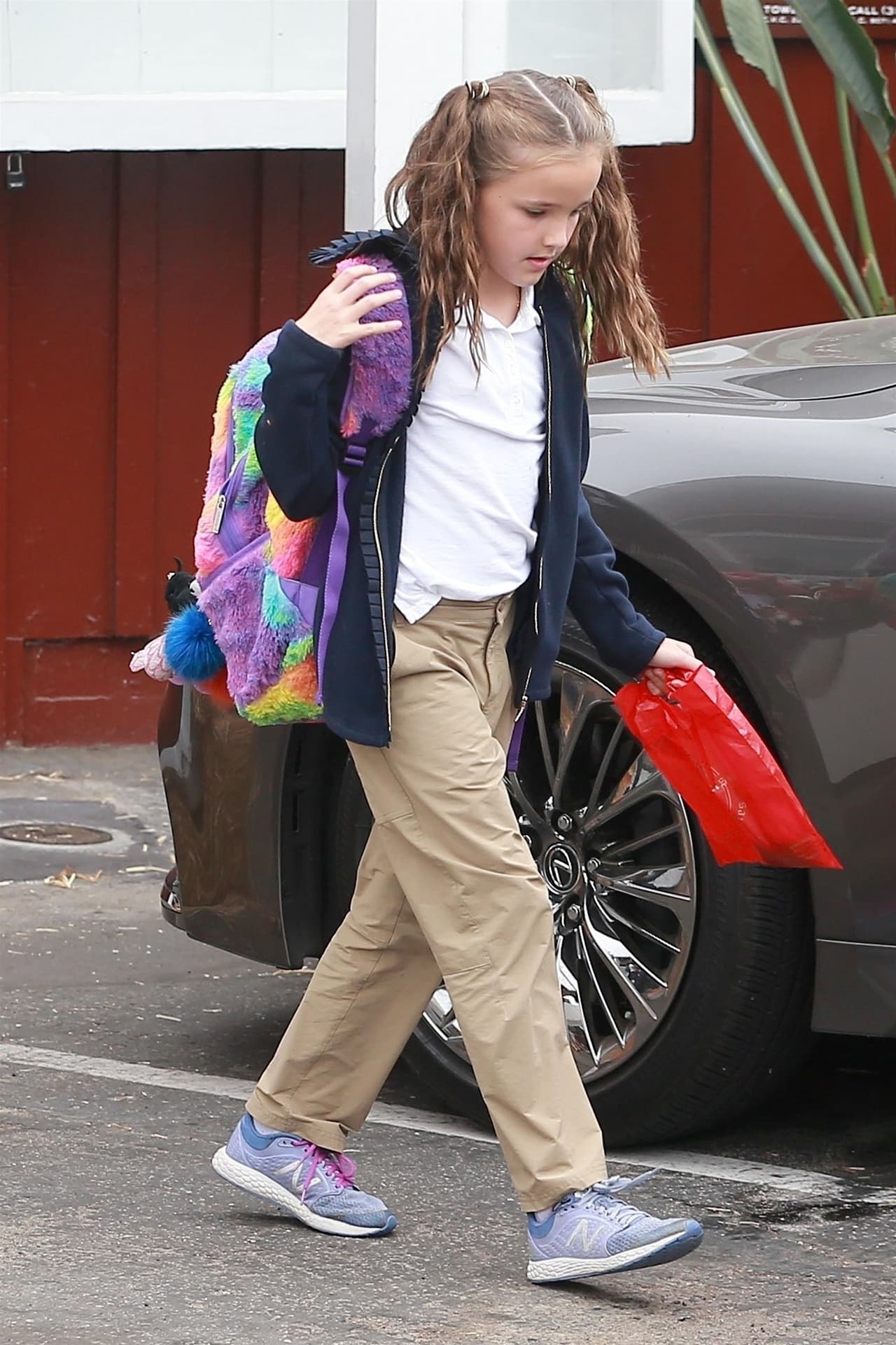 <b><a href="https://www.univision.com/famosos/jlo-hijos-emme-max-ben-affleck">Ben Affleck</a></b> vive en Pacific Palisades en Los Ángeles, a pocas millas de la casa donde viven sus hijos con la actriz. De esa manera, Seraphina y sus hermanos pueden convivir frecuentemente con Affleck.