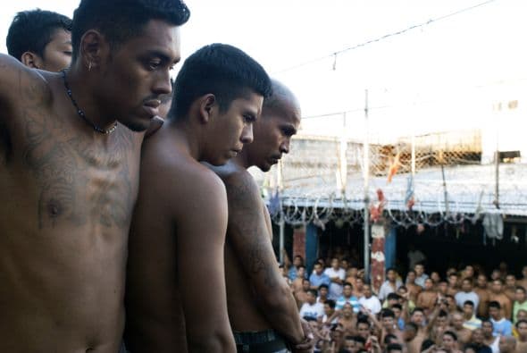 En esas áreas especiales se perseguiría "el delito y no las personas y (...) por lo tanto no se realizan operativos masivos ni con modalidad nocturna" por parte de la Policía, según la propuesta de los mediadores.