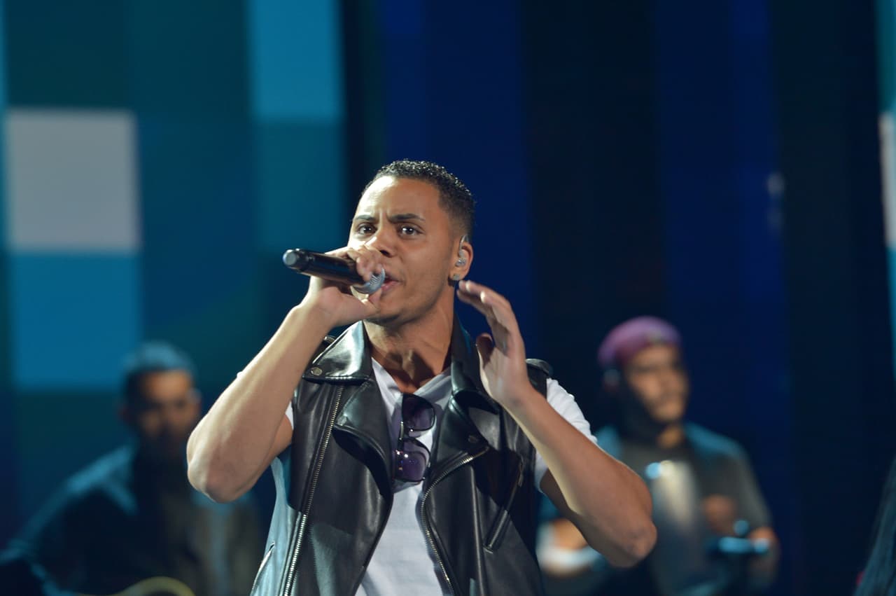 Seguramente de ahí sacó su inspiración para dedicarse a la bachata.