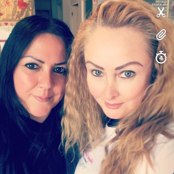 Además de permitirle estar más relajada, su negocio de belleza, ubicado al sur de la Ciudad de México, le ayuda a no depender de los proyectos que le ofrezcan en televisión.