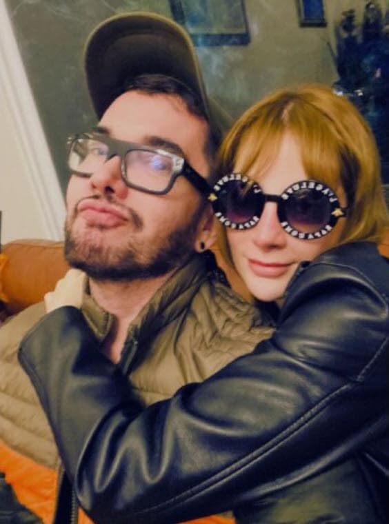 Imelda Garza-Tuñón y un amigo.