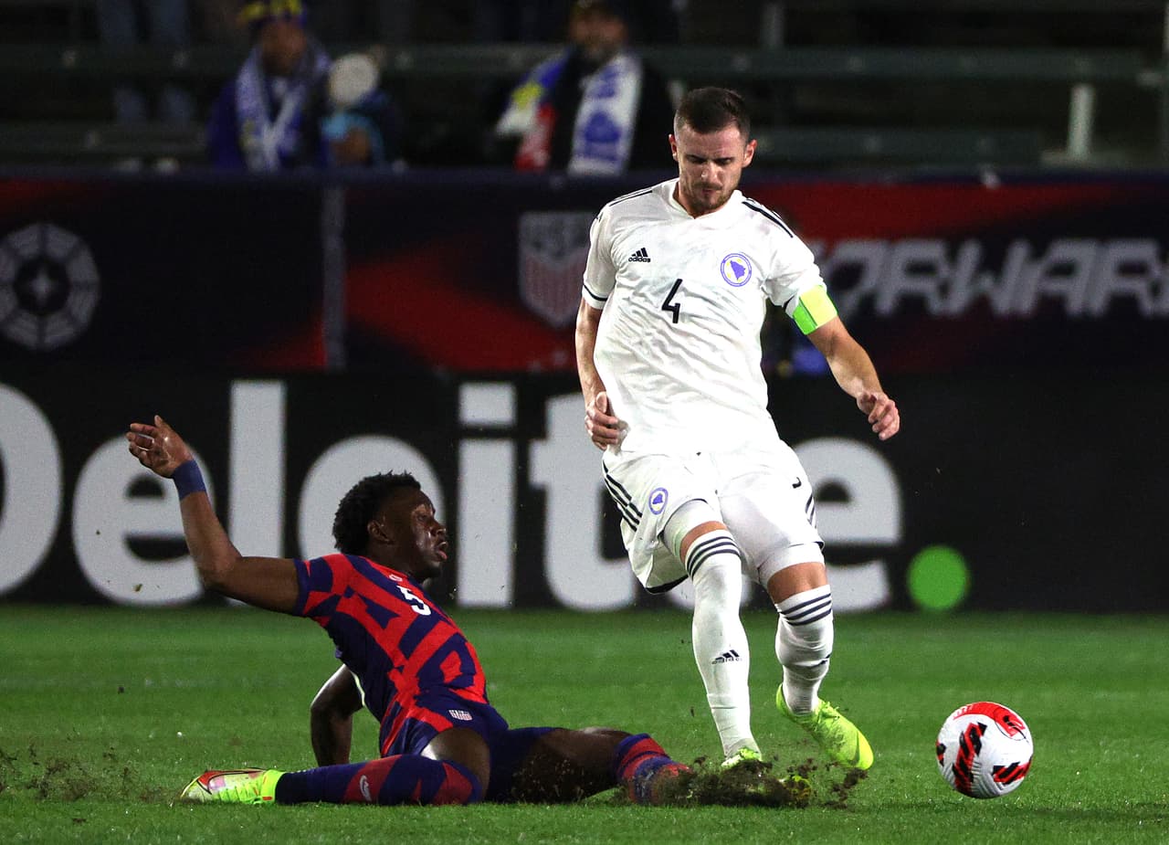 Aldin Nukic, capitán de la selección Bosnia esta noche.
