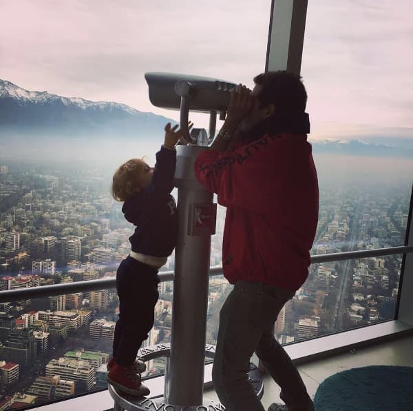 Además aseguró que apoyará a sus retoños en cualquier cosa que decidan estudiar. No dejes de ver a Alfonso Dosal cada noche en "El color de la pasión" a las 10PM/9C por Univision.