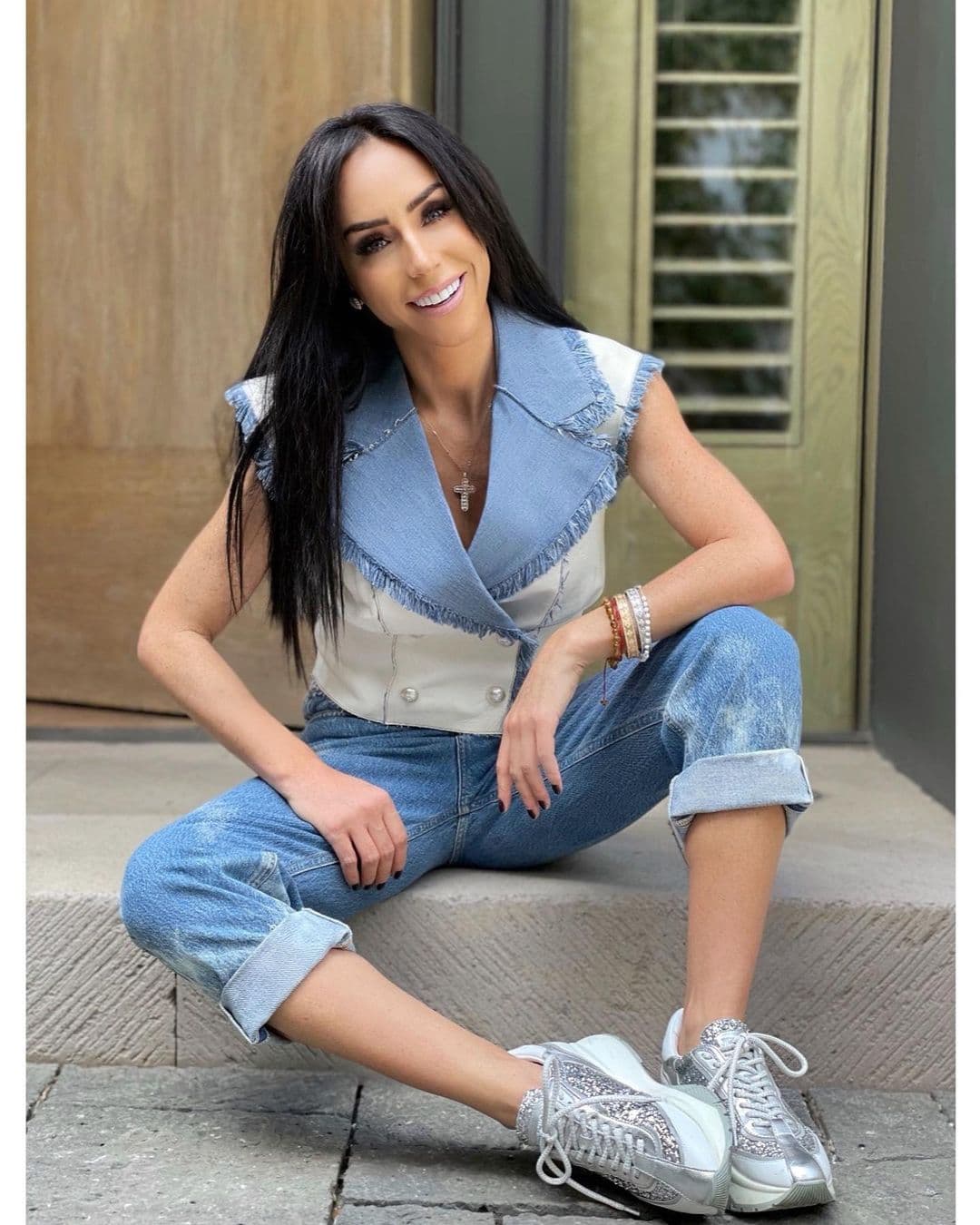 <b><a href="https://www.univision.com/famosos/ines-gomez-mont-orden-de-aprehension-reacciona" target="_blank">Gómez Mont ha alegado su inocencia</a></b> en tres comunicados que ha publicado en Instagram desde que estalló el escándalo. 
<br>