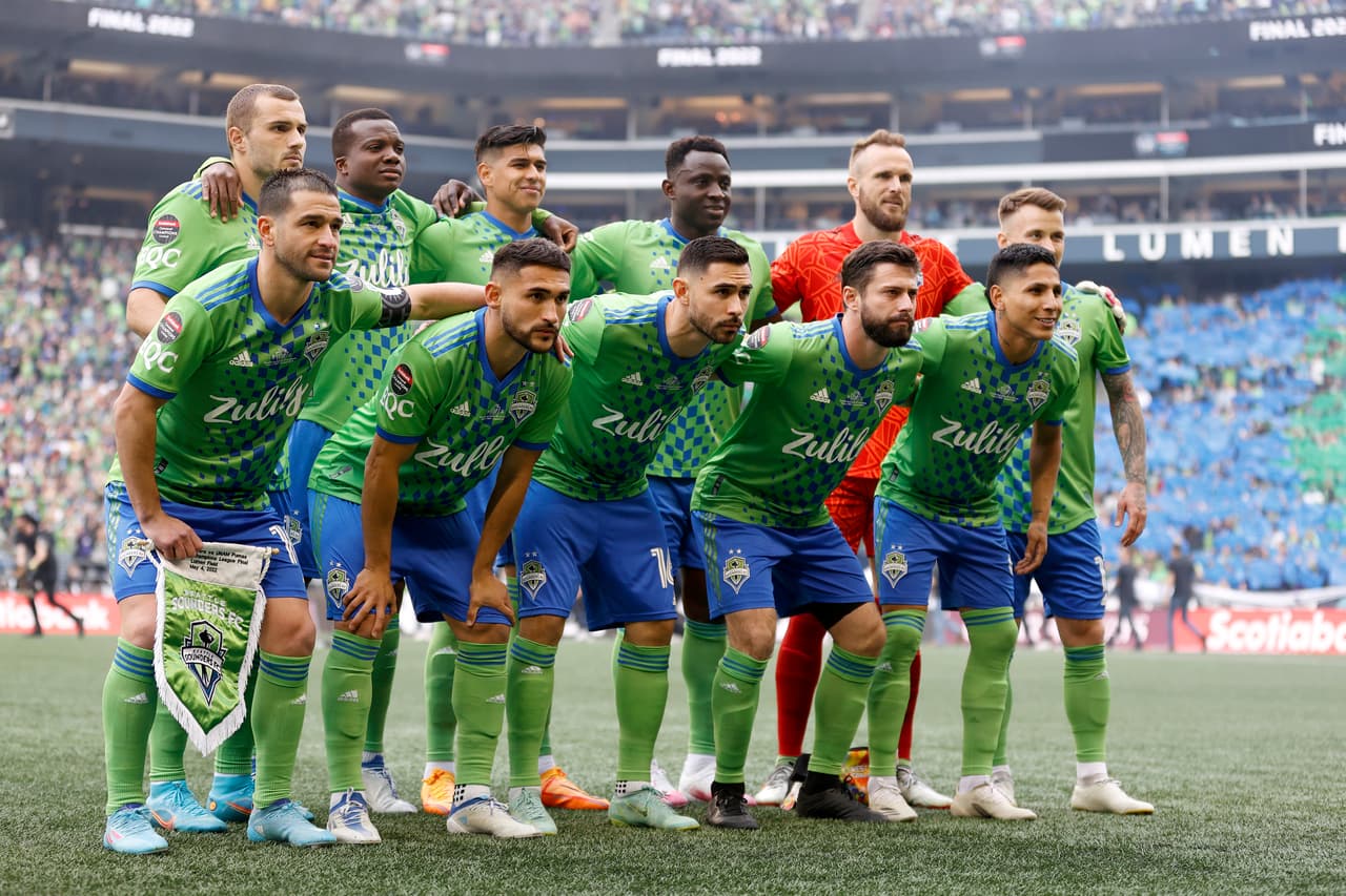 Seattle Sounders fue ampliamente superior a Pumas y se impuso con un doblete de Raúl Ruidíaz y otro tanto de Nicolás Lodeiro.