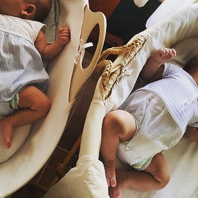 León y Máxima descansando.