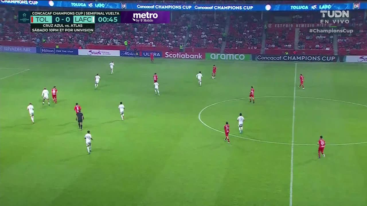 ¡TIRO ATAJADO! disparo por Helinho.