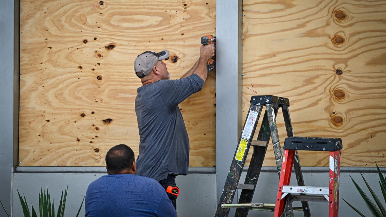 “Vamos a sentir el impacto”: Condado Pinellas declara estado de emergencia ante la llegada de Helene