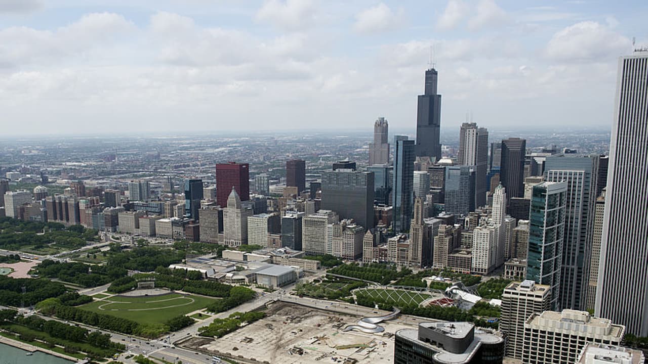 El termómetro se dirige en dirección opuesta, Chicago enfrenta frío en primavera