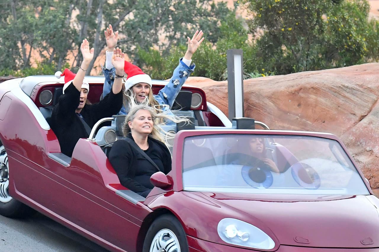 La fotografías fueron captadas por un paparazzo que estaba en el lugar.