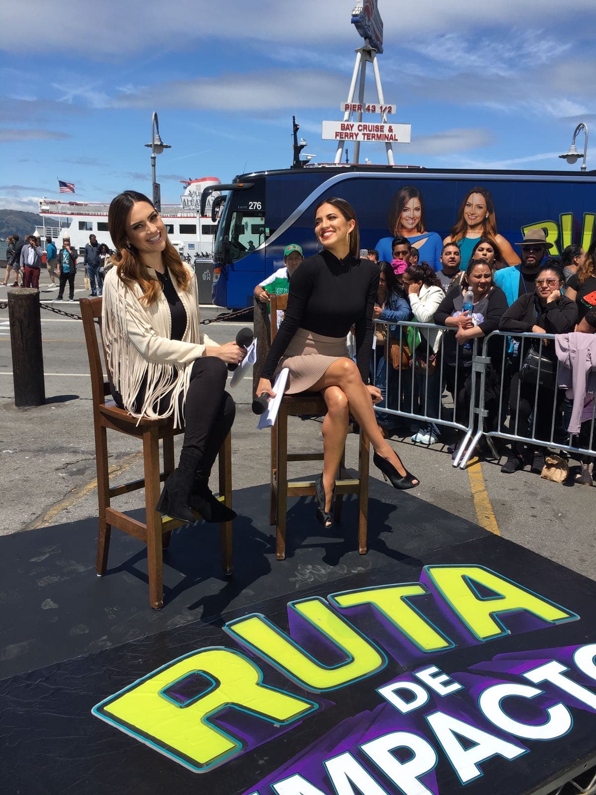 Michelle y Pamela en San Francisco con la Ruta de Impacto.