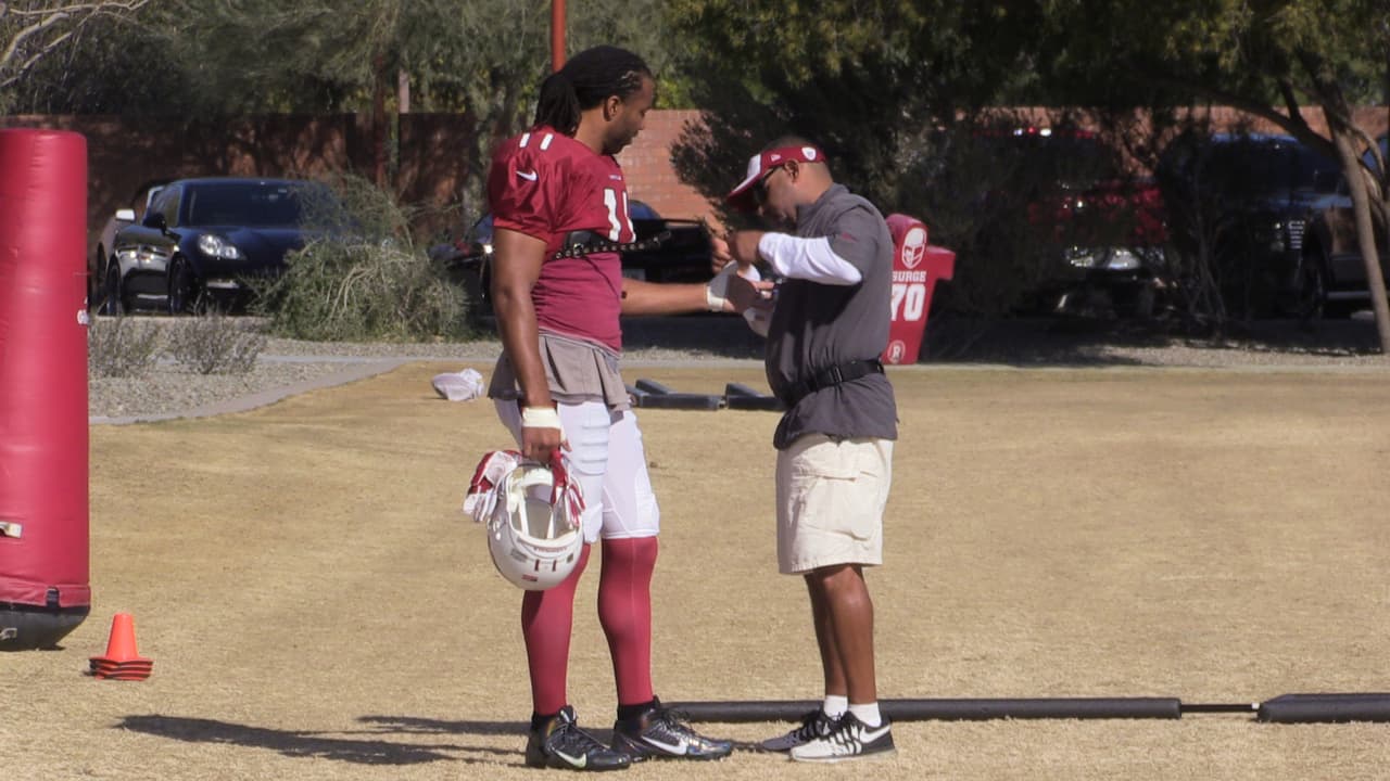 A pocos días del juego decisivo, los Cardenales de Arizona abrieron sus prácticas a los medios de comunicación y los jugadores dan sus primeras reacciones.