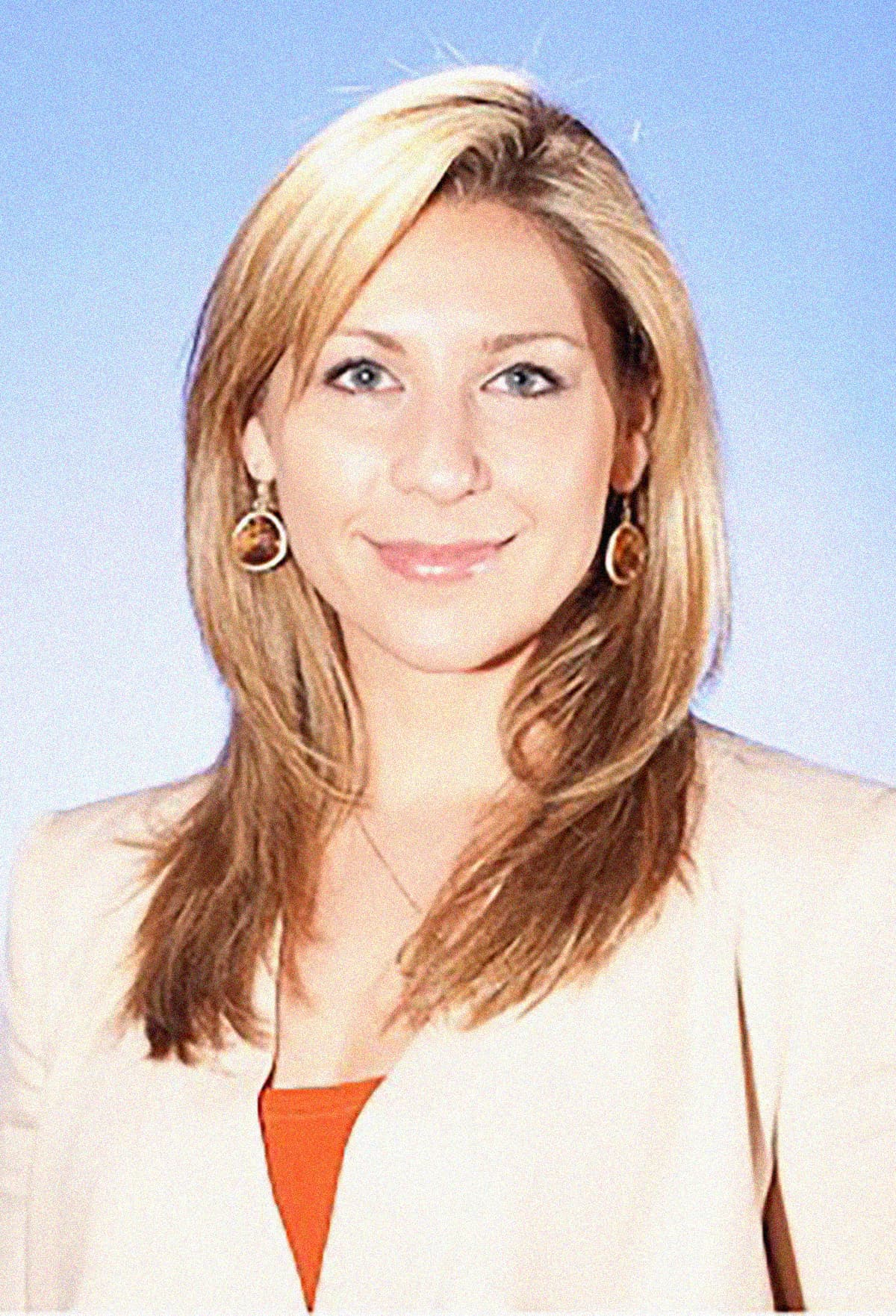 <b><a href="https://twitter.com/DesireeChicago">Desiree Vargas Wrigley</a>.</b> Fundadora y CEO de Pearachute, una empresa que ofrece un servicio de suscripción mensual para clases y actividades para niños. Ha recaudado 1.9 millones de dólares. Se define como una "aficionada a zumba aficionado, madrastra y empresaria de Chicago".