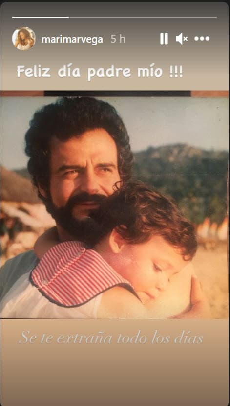 <b>Marimar Vega</b> honró la memoria del 
<b><a href="https://www.univision.com/estilo-de-vida/arte-y-cultura/muere-a-los-69-anos-el-actor-mexicano-gonzalo-vega" target="_blank">recordado Gonzalo Vega</a></b>, quien murió en octubre de 2016 a los 69 años.