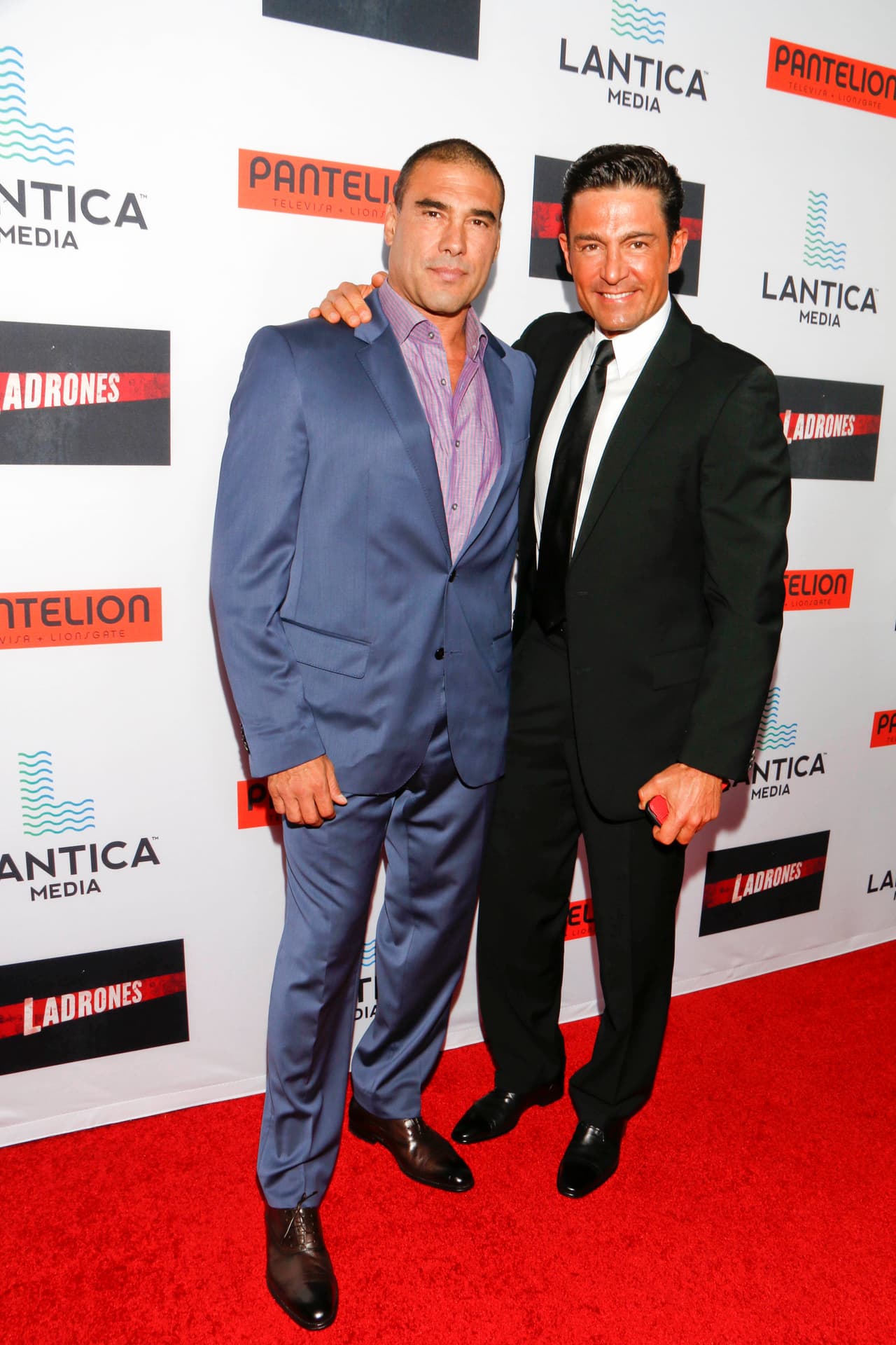 La película es una comedia que dirigió Joe Menéndez.