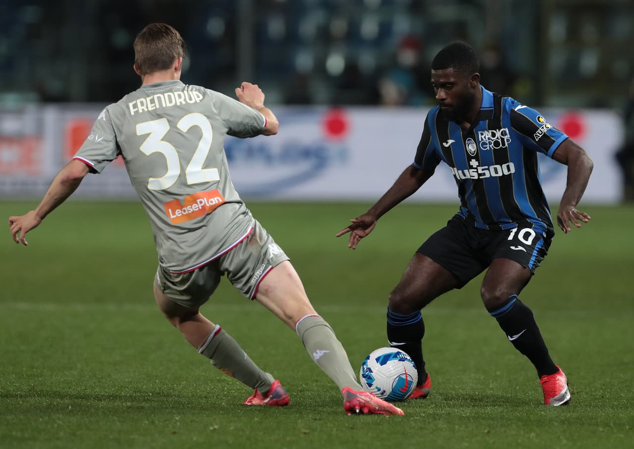 Con Johan Vásquez como titular, el Genoa igualó sin goles en su visita al Atalanta, pero se mantiene en puestos de descenso.