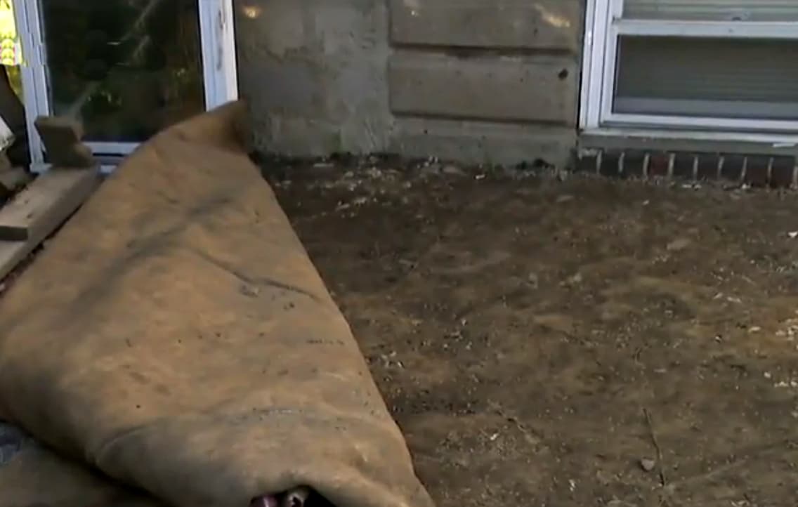 Arrestan a la madre de la niña de dos años hallada muerta en Nueva Jersey