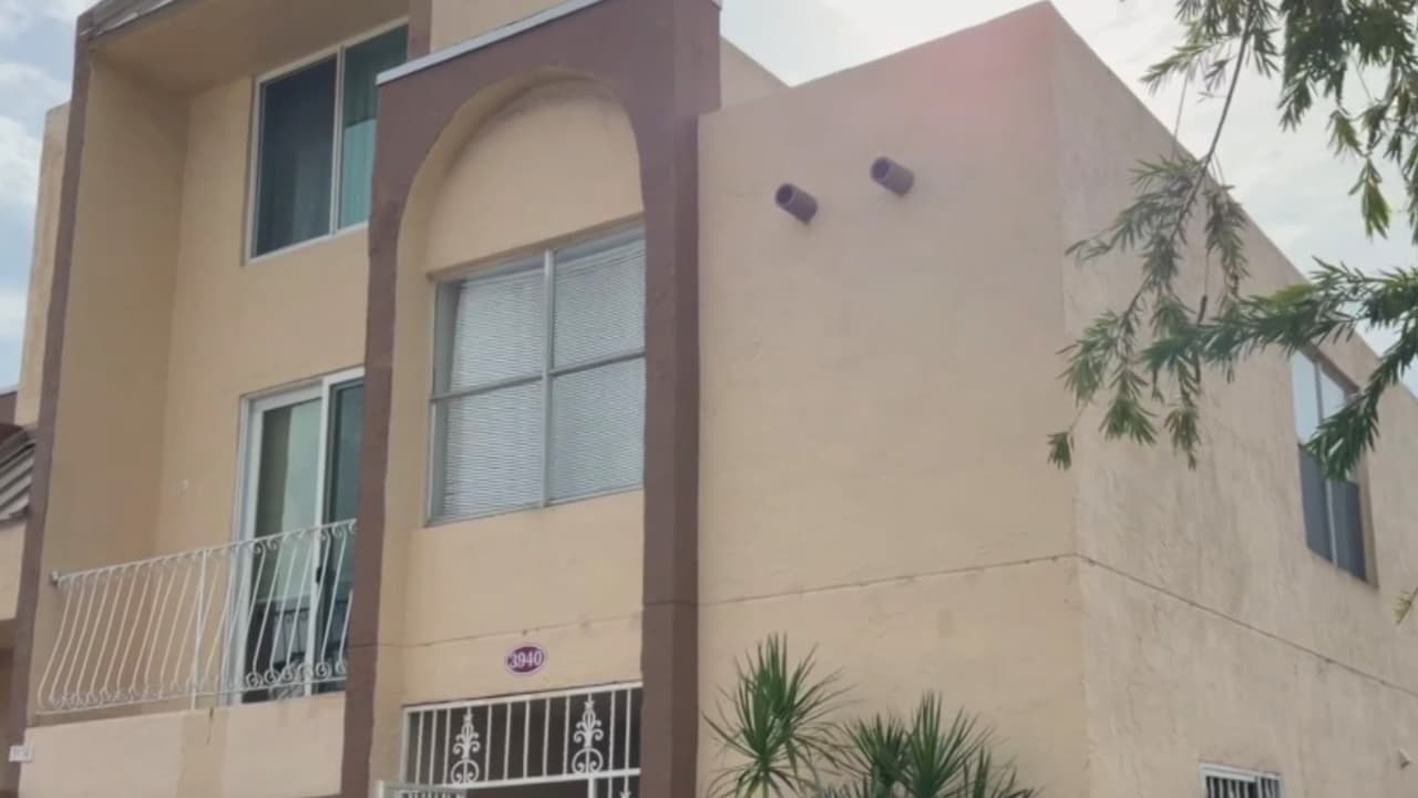 Familia de la oficial acusada de agresión a su pareja en Hialeah y presunta víctima dan su versión