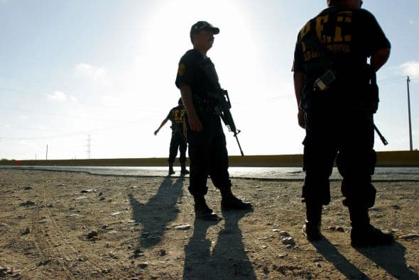 Unos $650 mil es la recompensa ofrecida por la Procuraduría General de la República (PGR) por los datos que permitan dar con el paradero de los responsables que planearon y ejecutaron la matanza de 72 inmigrantes centroamericanos en Tamaulipas.