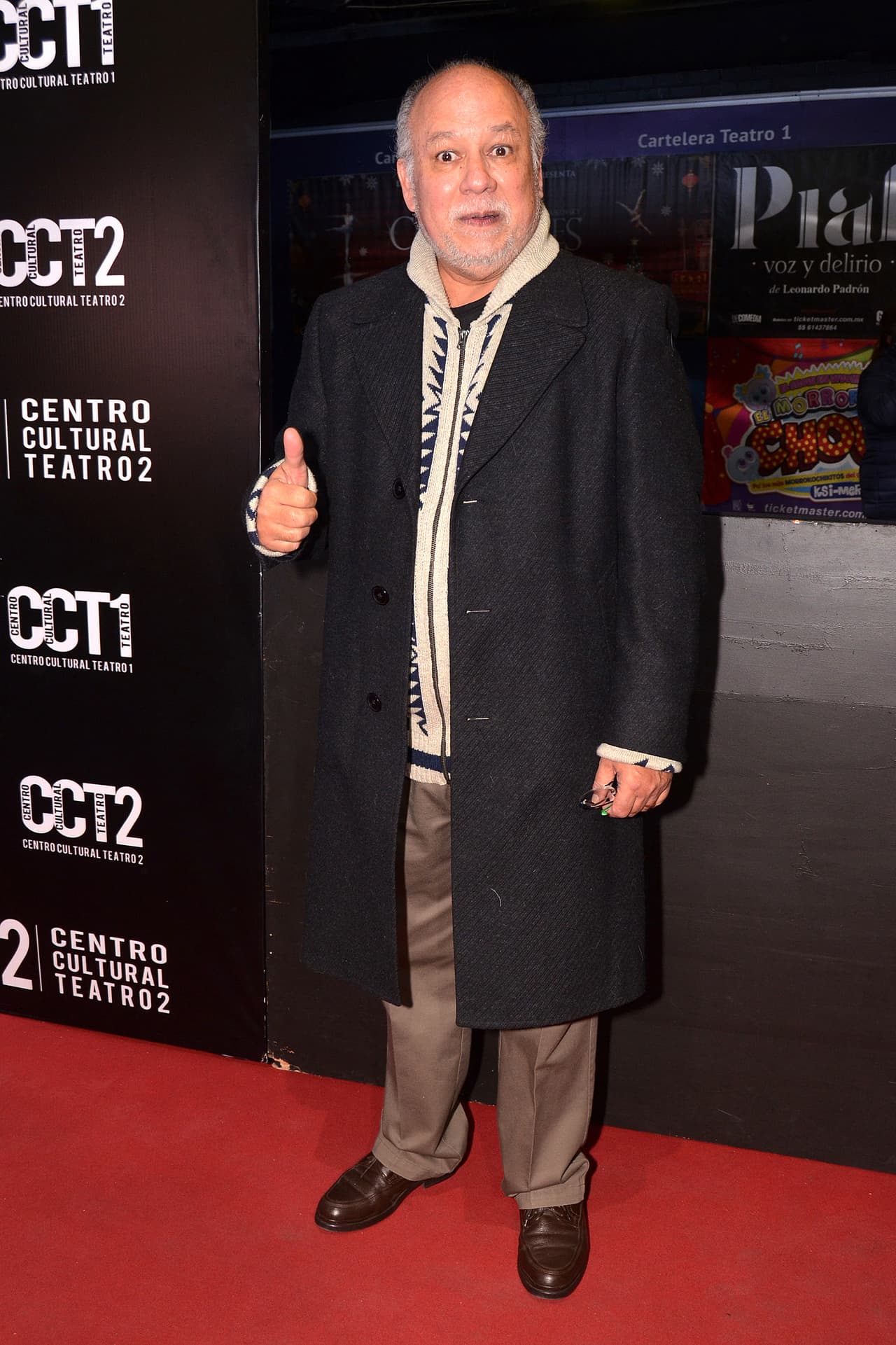 Moisés Suárez, quien en la década de los 80 diera vida a la Pájara Peggy y al Gato GC, se ha enfocado en los últimos años de su carrera a su personaje dentro de 'Vecinos' y a hacer teatro.