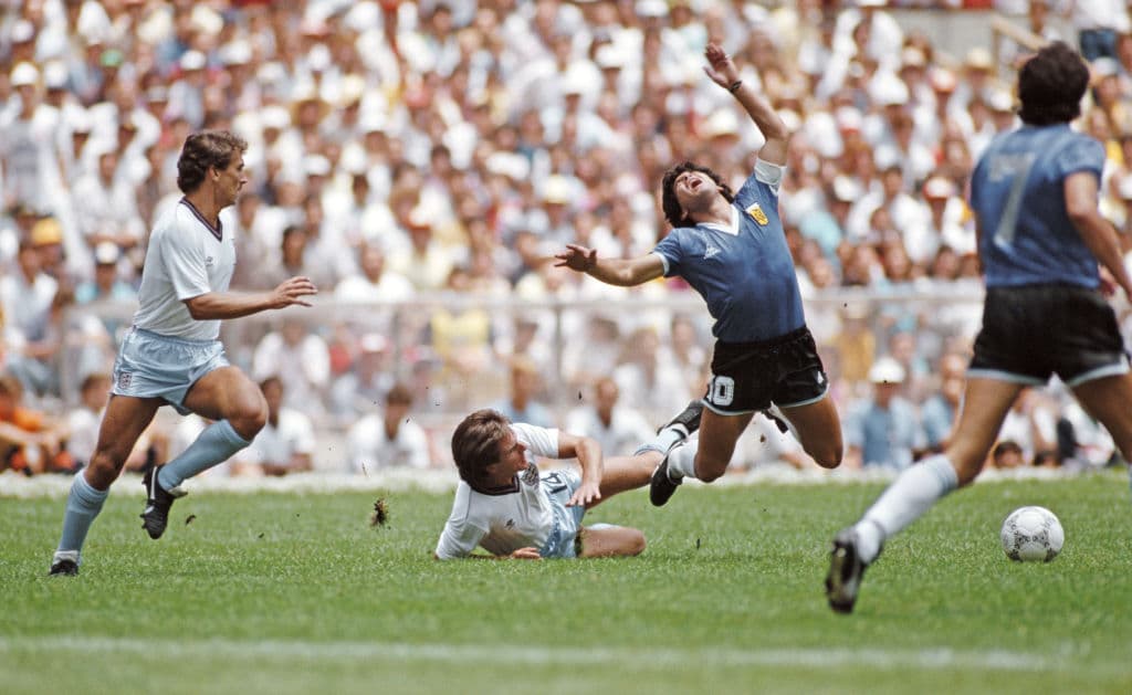 El jugador de Argentina Diego Maradona en el estadio Azteca el 22 de junio de 1986 en Ciudad de México, México.