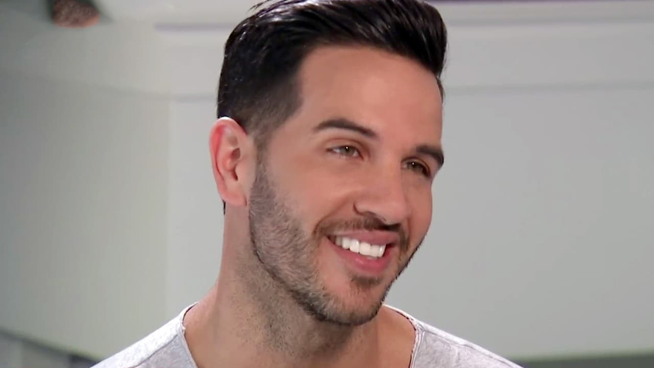 A pesar de que la cocina nada tiene que ver con el sueño de la infancia por el que Yisus dejó su natal Venezuela, la gastronomía lo enamoró y desarrollo sus habilidades hasta ganarse un lugar en el mundo culinario, así lo mencionó en la sección del show '¿Quiénes somos?'.