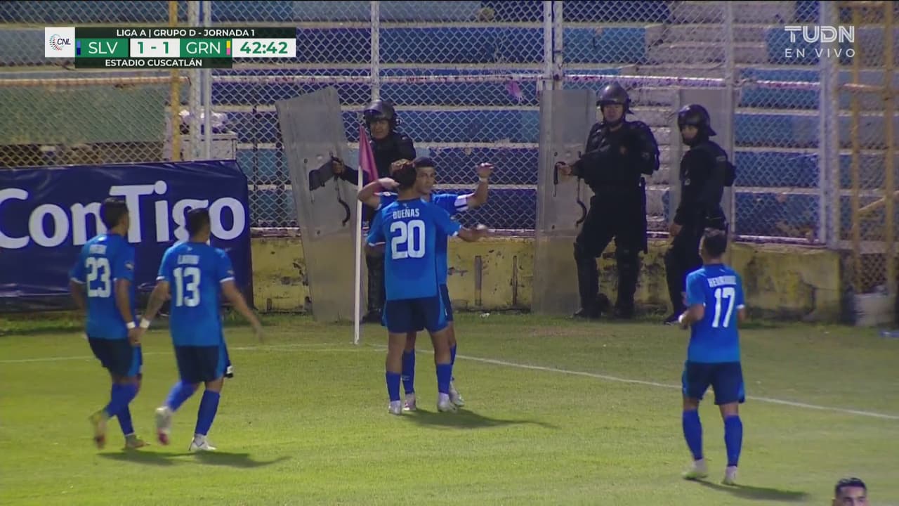 ¡Bonilla hace doblete! Gran jugada en conjunto y El Salvador hace el 2-1