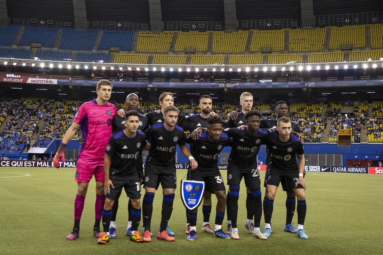 Cruz Azul igualó 1-1 en su visita a Montreal y avanzó a las Semifinales gracias al marcador global; Uriel Antuna adelantó a La Máquina antes de que Rudy Camacho emparejara las acciones.