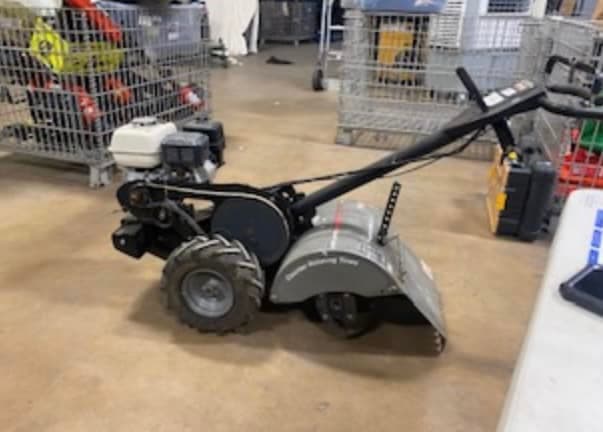 Al menos 100 objetos serán subastados por la Unidad de Embargo de Activos en una subasta pública.