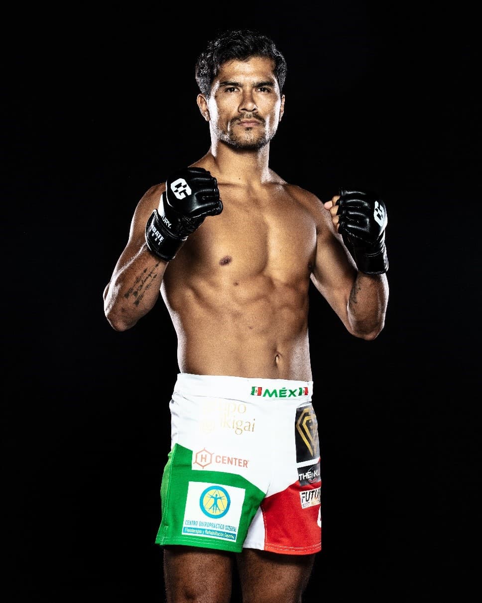 ¡A pulirse! Carlos 'El Diamante' Guerra debuta en Combate Global 