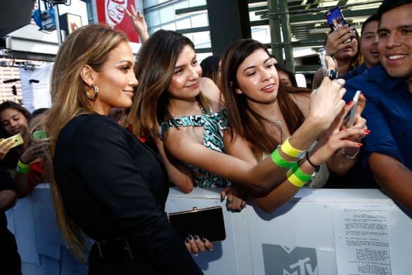 Todos querían retratarse con JLo.