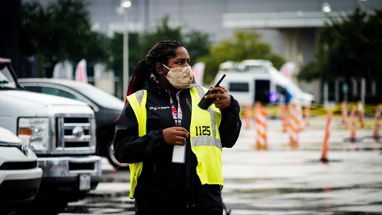 Con esta fiesta de los Houston Texans, la ciudad espacial comienza a retomar la normalidad aunque manteniendo la seguridad por el coronavirus.