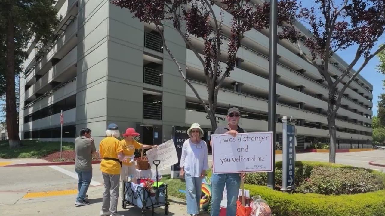 Solo alrededor de 20 de 93 inmigrantes asisten a sus audiencias en la corte de Concord