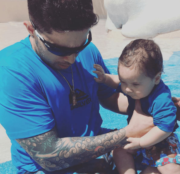 De la Ghetto es otro de los reggaetoneros que comparte con sus seguidores en redes sociales los momentos que comparte con su familia.