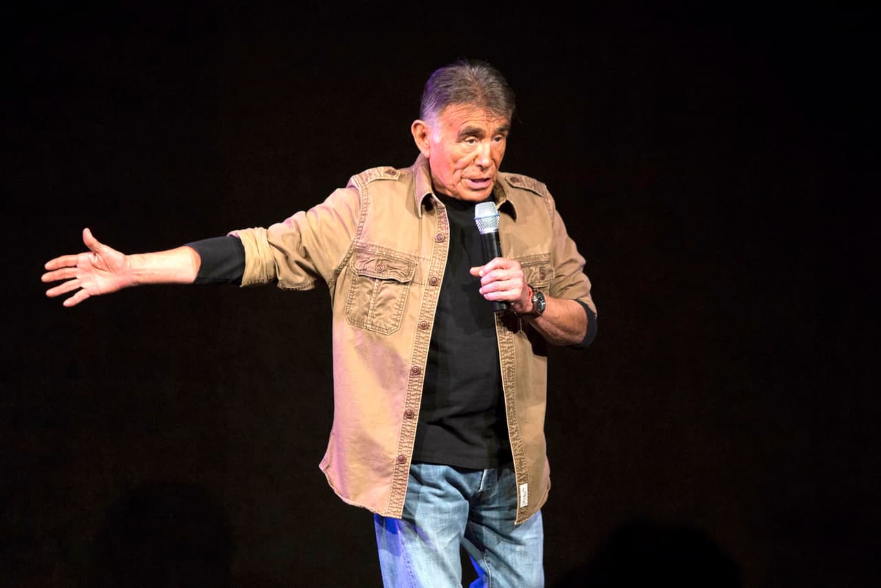 Este procedimiento se le realizó tras cuatro años de haber sido diagnosticado con cáncer de vejiga.