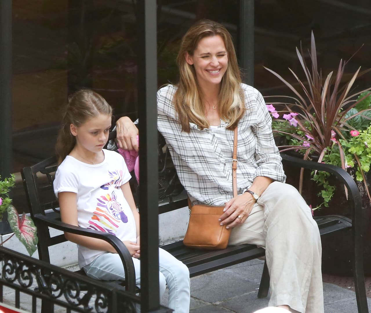 Garner está filmando en Atlanta, semanas después de anunciar su divorcio.